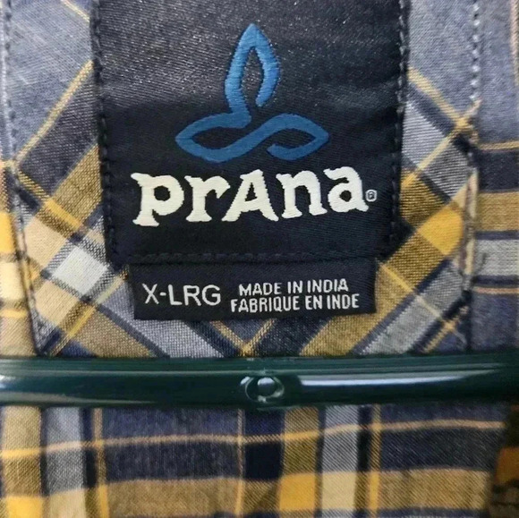 Prana Short Sleeve Button Down Size XL EUC - Picture 4 of 6